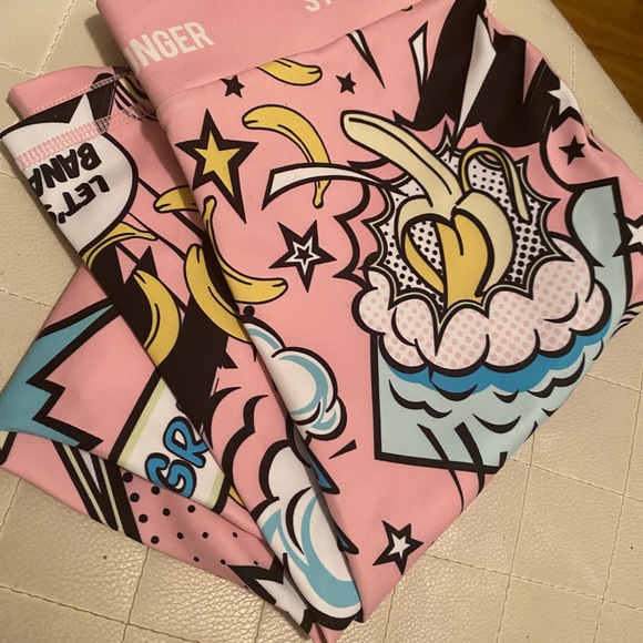 Stronger Women’s Leggings - Picture 4 of 4